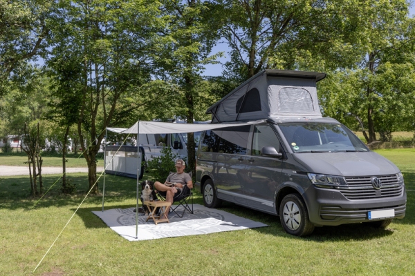 Bus Sonnendach Charly 2,55 x 2,40m, grau für Minicamper